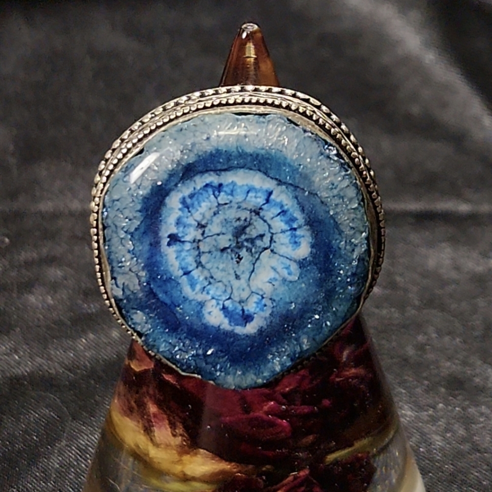 Sz 8 3/4, Colossal-Size, Chunky, Boho-Chic Blue Solar Agate Ring. Has 925 Mark.
